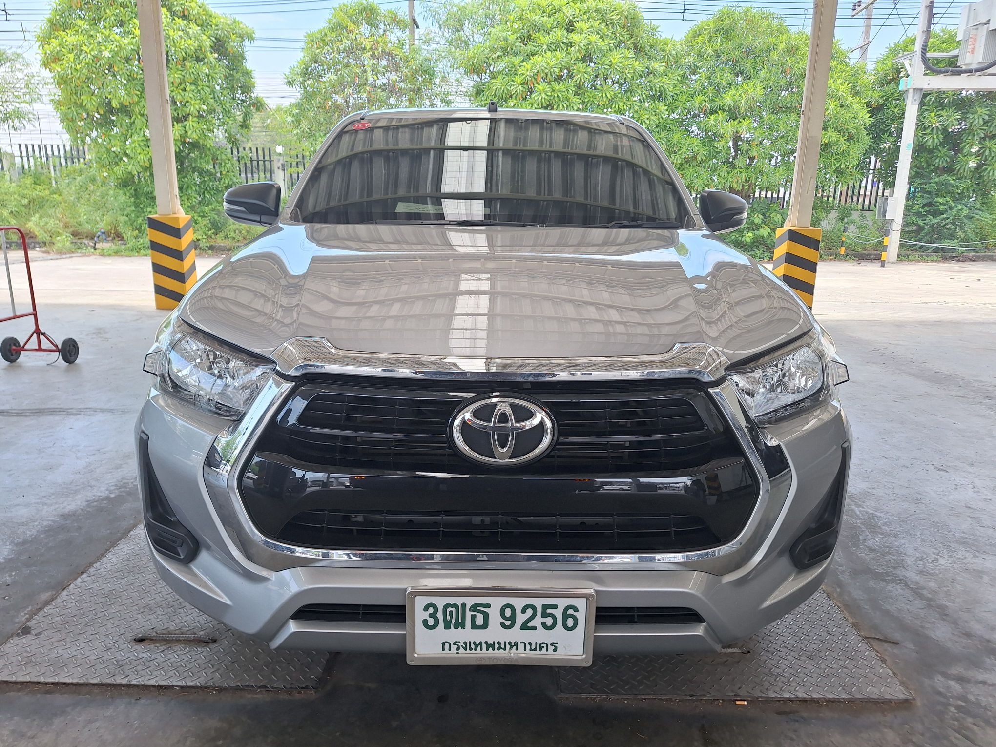 2022 - Toyota Hilux Revo Z Edition Entry Smart Cab MT RWD 2.4