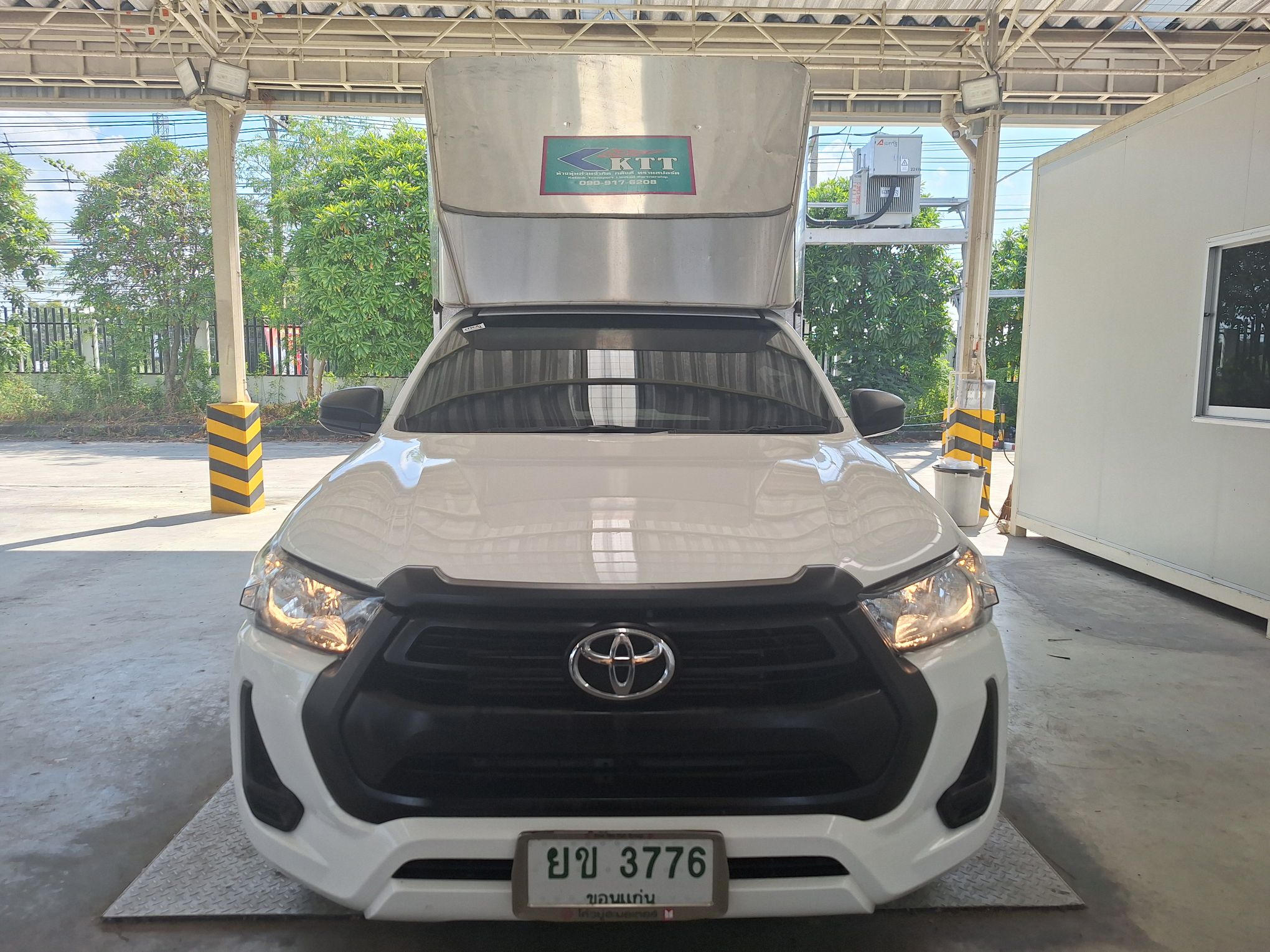 2022 - Toyota Hilux Revo Entry Single Cab MT RWD 2.4