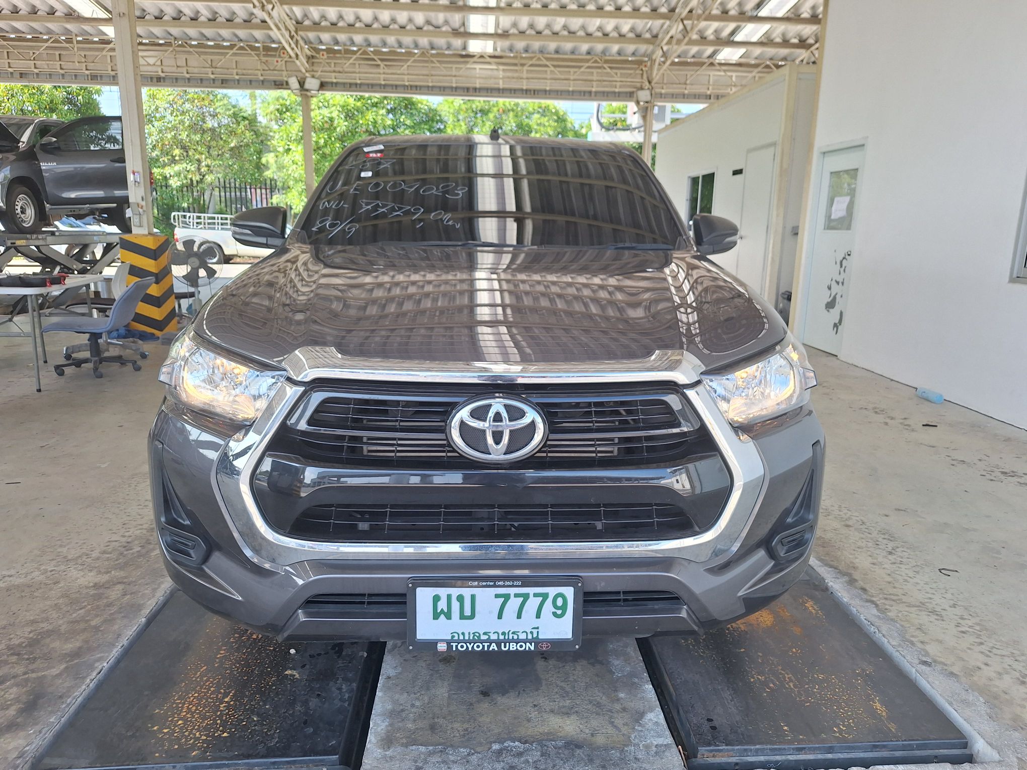 2022 - Toyota Hilux Revo Z Edition Entry Smart Cab AT RWD 2.4