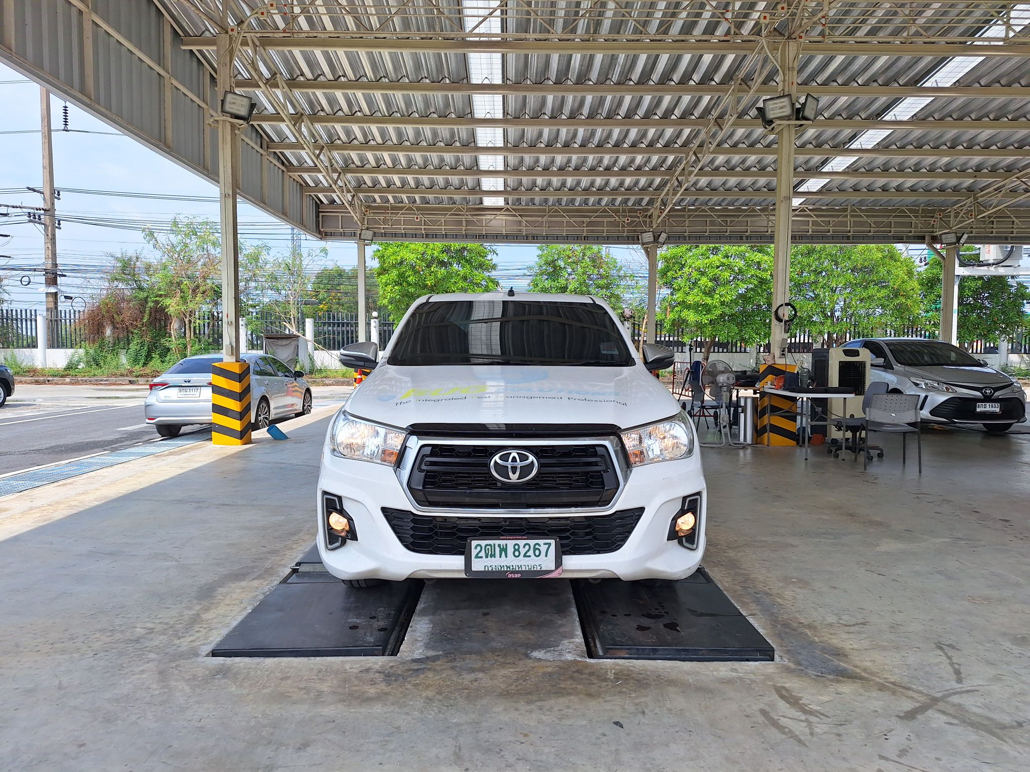 2019 - Toyota Hilux Revo J Plus Smart Cab MT RWD 2.4